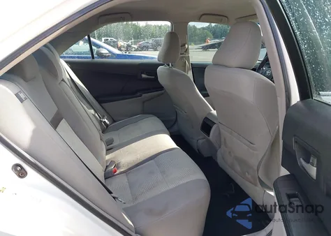 2012 Toyota Camry Le z USA, uszkodzony, nr VIN 4T1BF1FK5CU541317